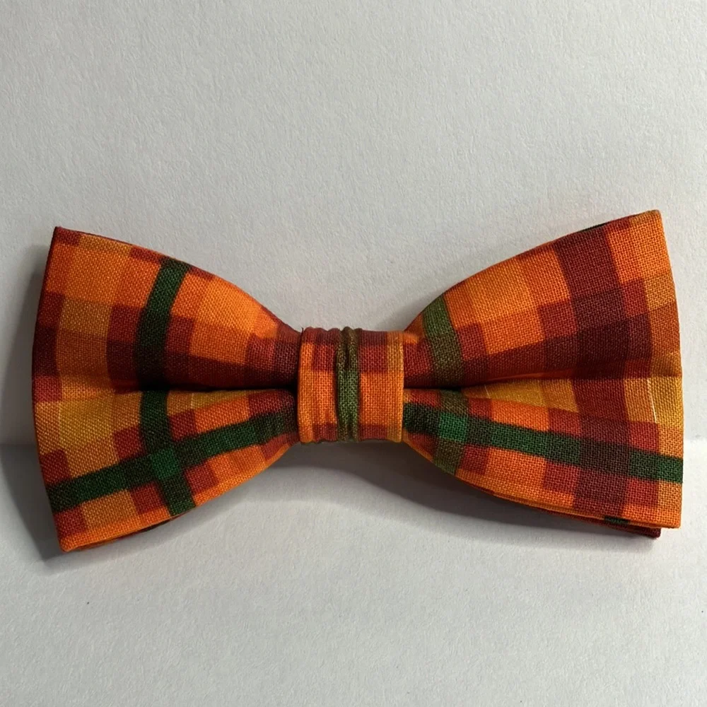 Pet Bowtie in a Fall Plaid for Halloween & Thanksgiving